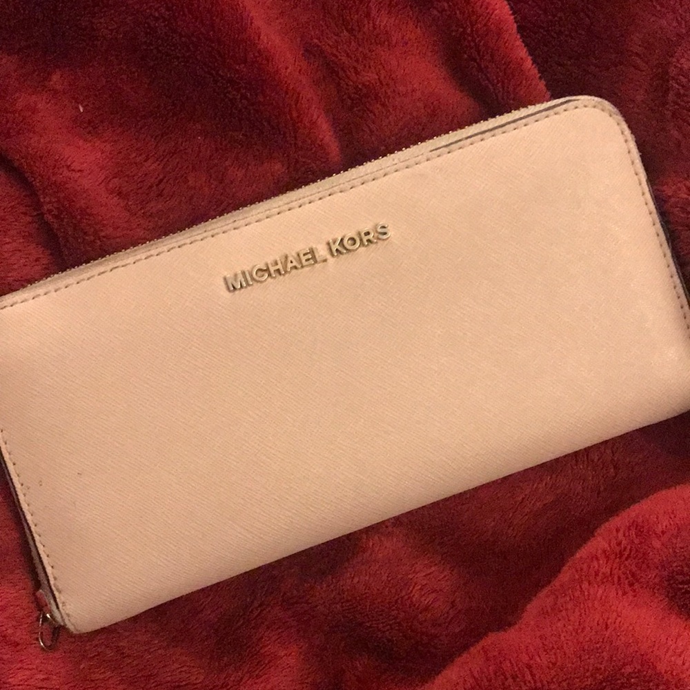 Michael Kors Continental Ballet Pink Wallet